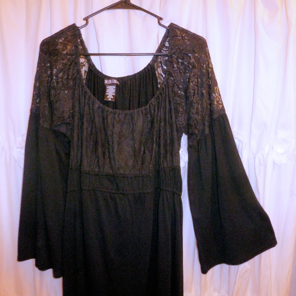 Paper Doll Bell sleeve Black lace dress 2X